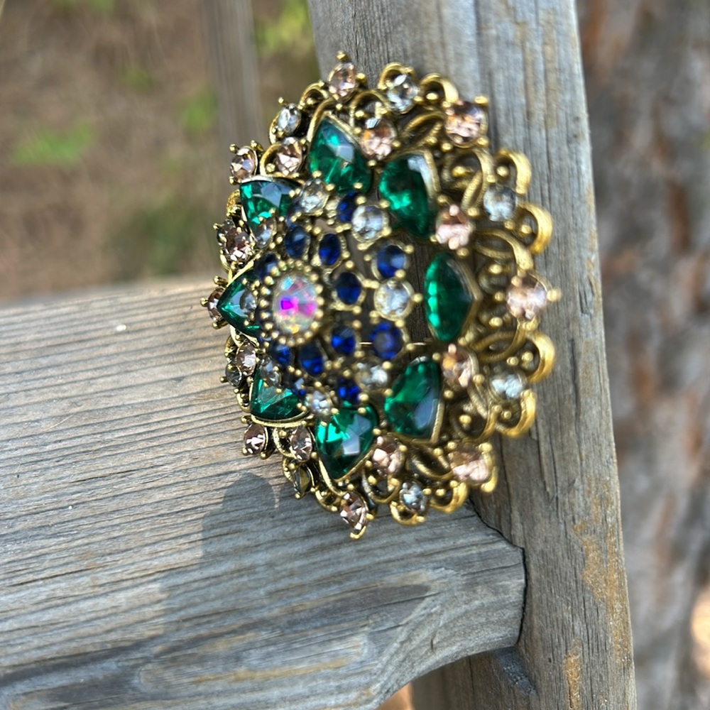Aurora Borealis Gold, Blue and Green Statement glass Rhinestone Brooch - Picture 3 of 8